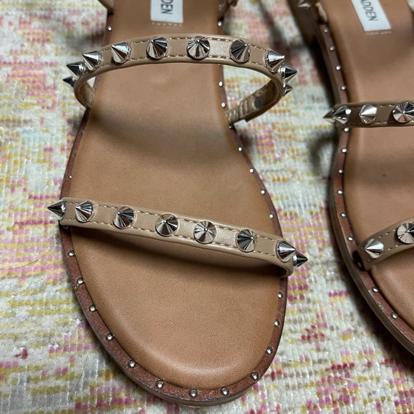 Steve Madden Studded Travel Tan Sandals - Picture 4 of 5